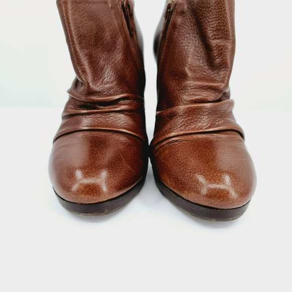 Matisse Ellie Heeled Ankle Booties 6 Brown Leather Side Zip Folded Slouch Front - Picture 4 of 13